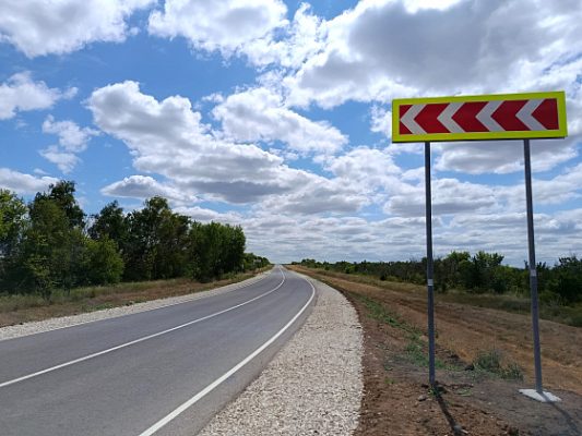В Волгоградской области по нацпроекту отремонтировали дорогу в отдаленном районе